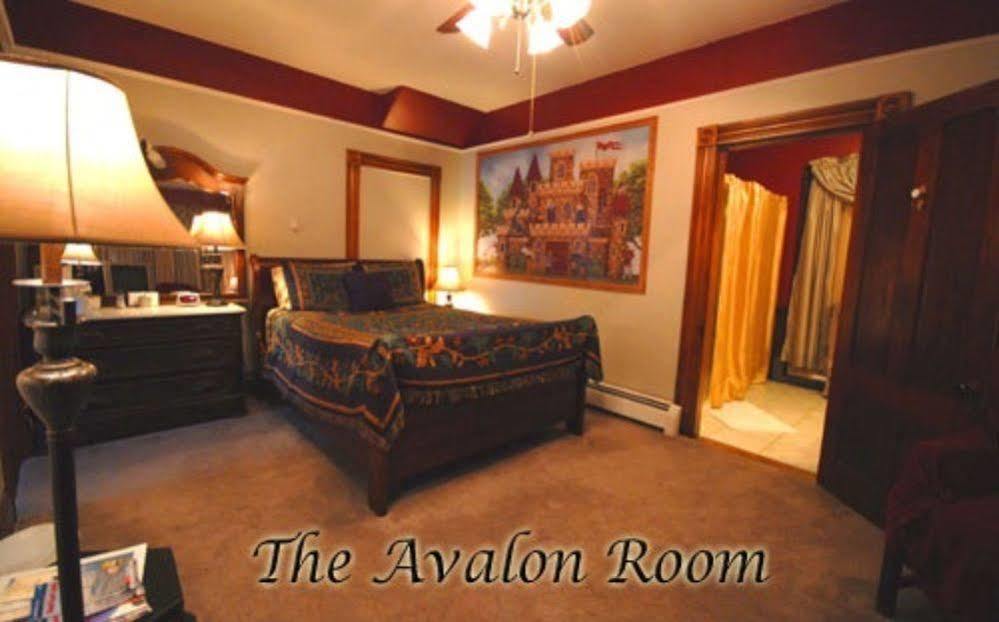 Whitefield The Lion And The Rose Bed & Breakfast المظهر الخارجي الصورة